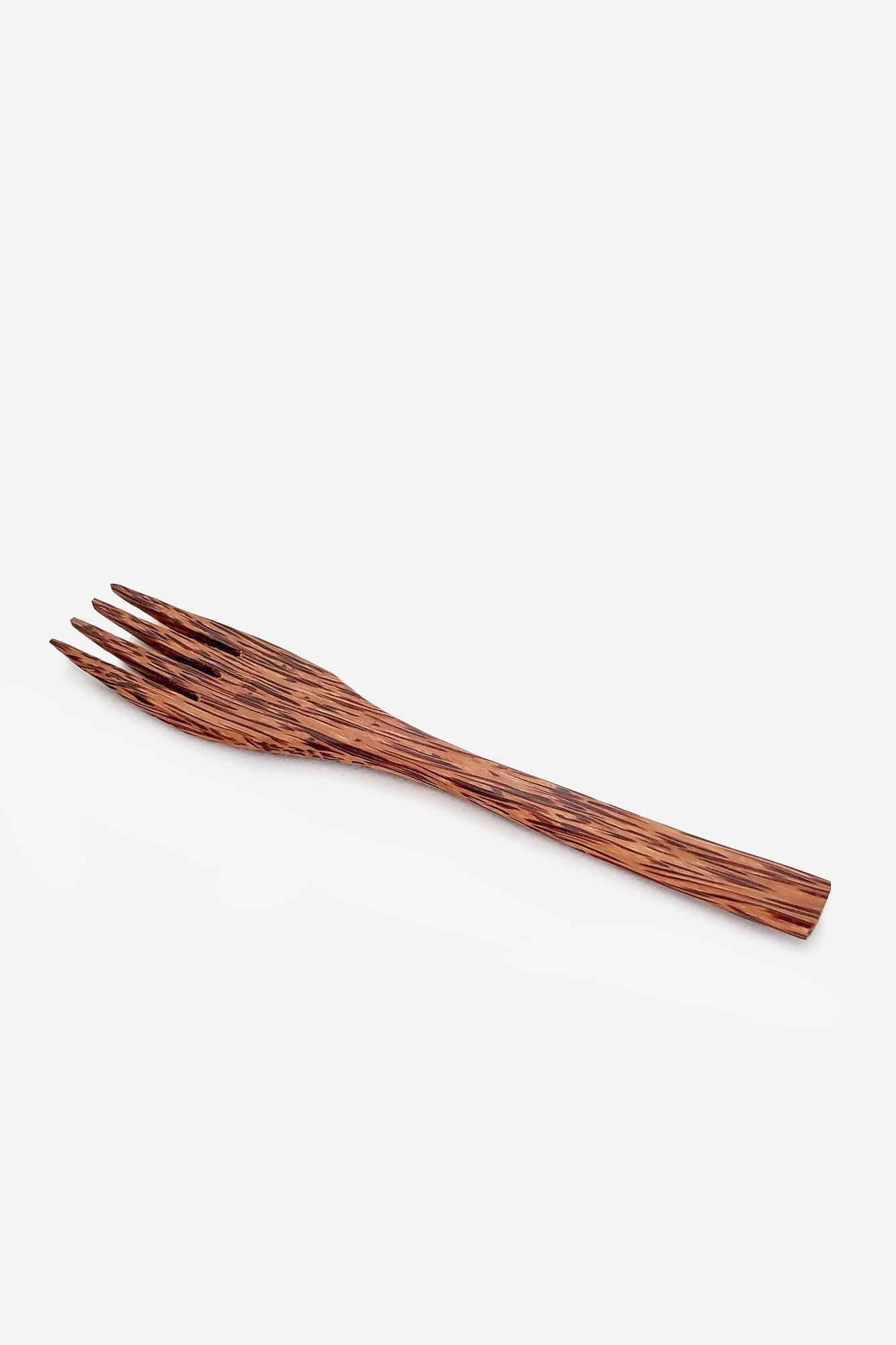 fourchette en bois de coco de la marque monjolibol